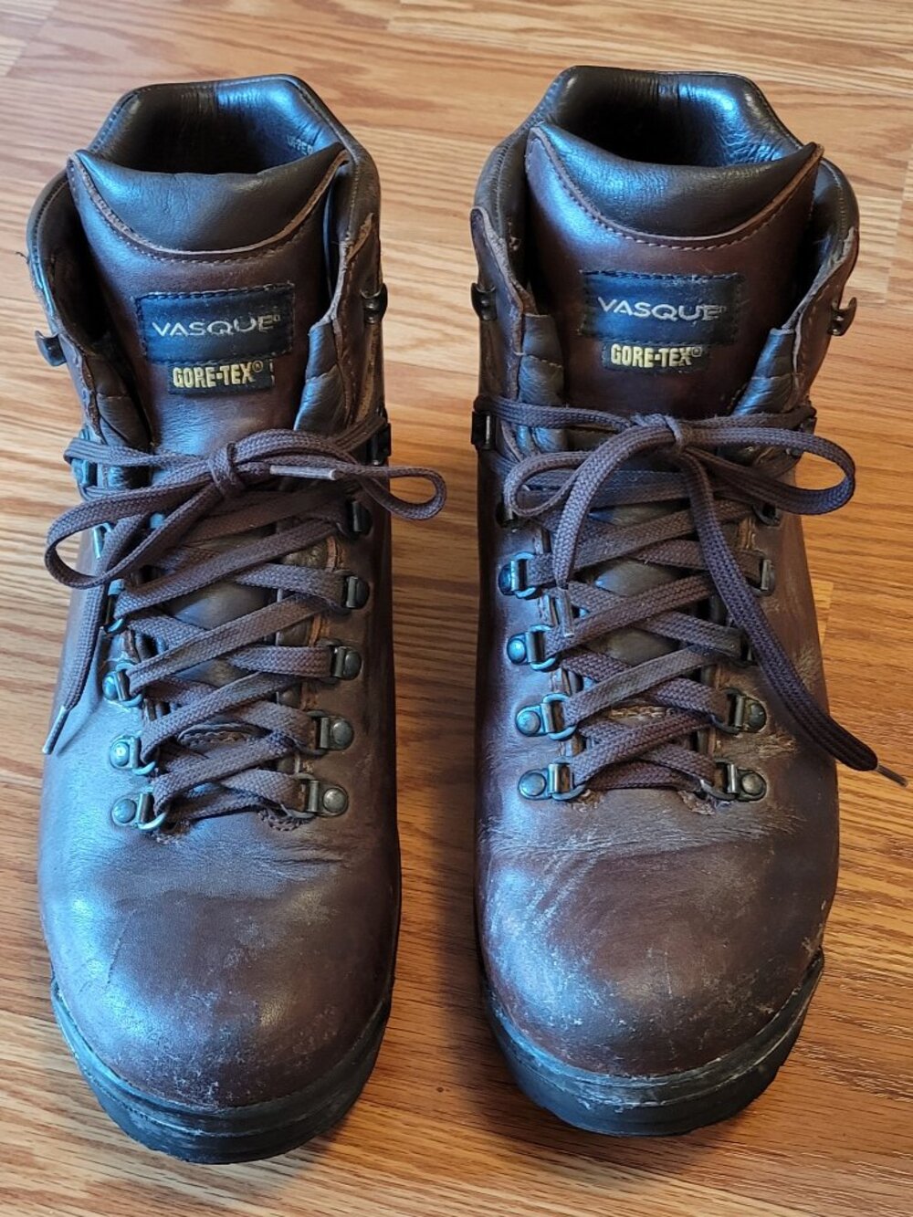 Vasque Men's Italian Leather Goretex Sundowner 7958 Hiking Boots, Size 11 Wide